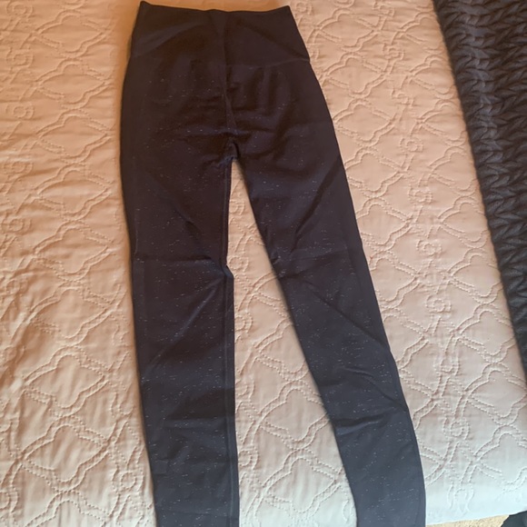 Lululemon Ebb and Flow leggings full length - Picture 3 of 3